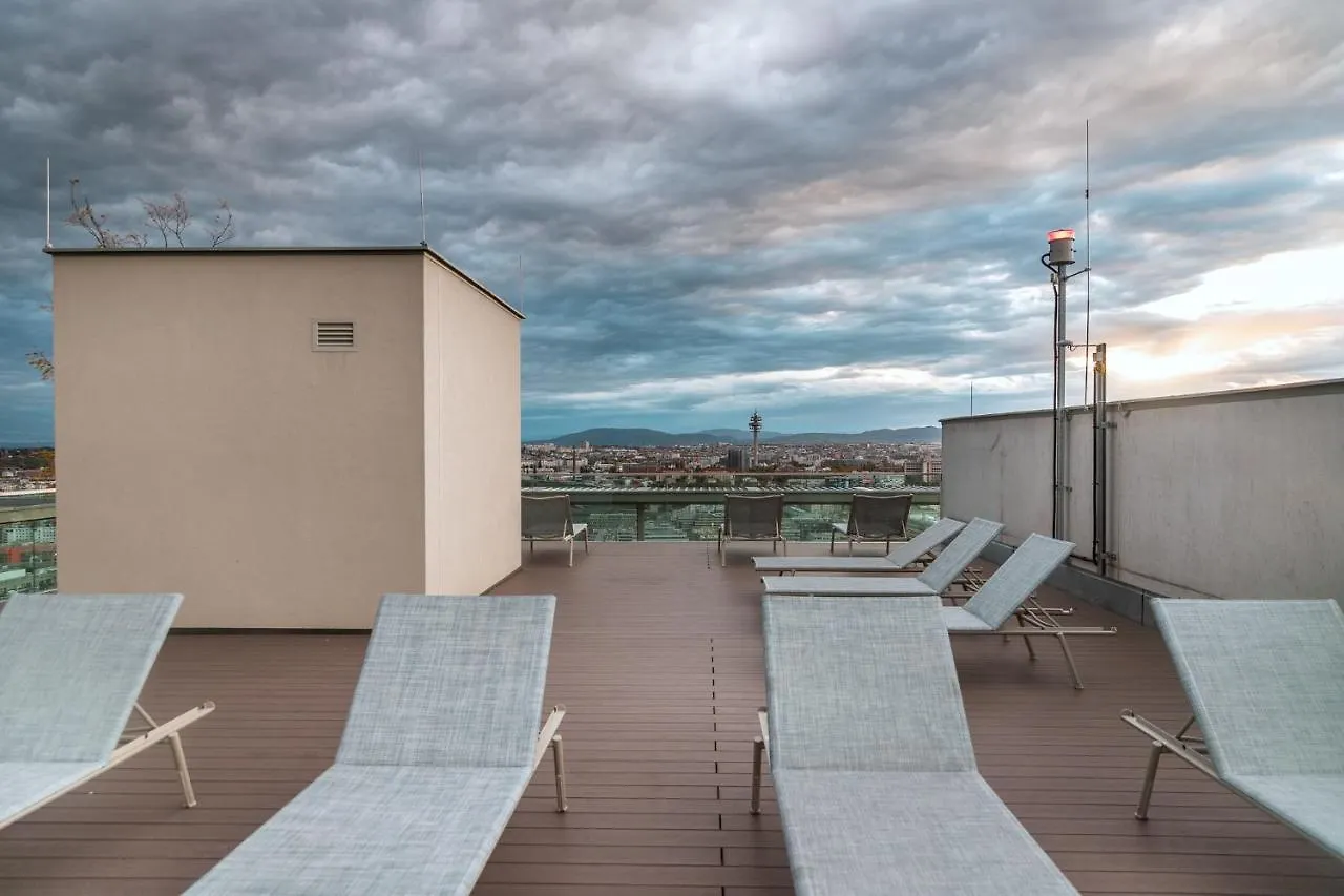 Apartment Amazing View Over Vienna And Infinity Pool Austria