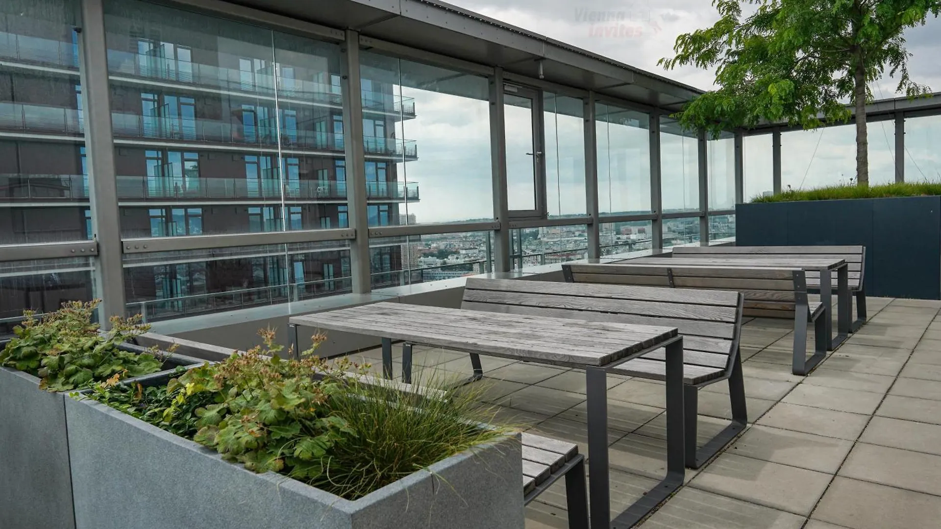 Amazing View Over Vienna And Infinity Pool Apartment